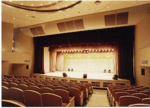 龙豪生产的剧院专用旋转舞台服务大众舞台